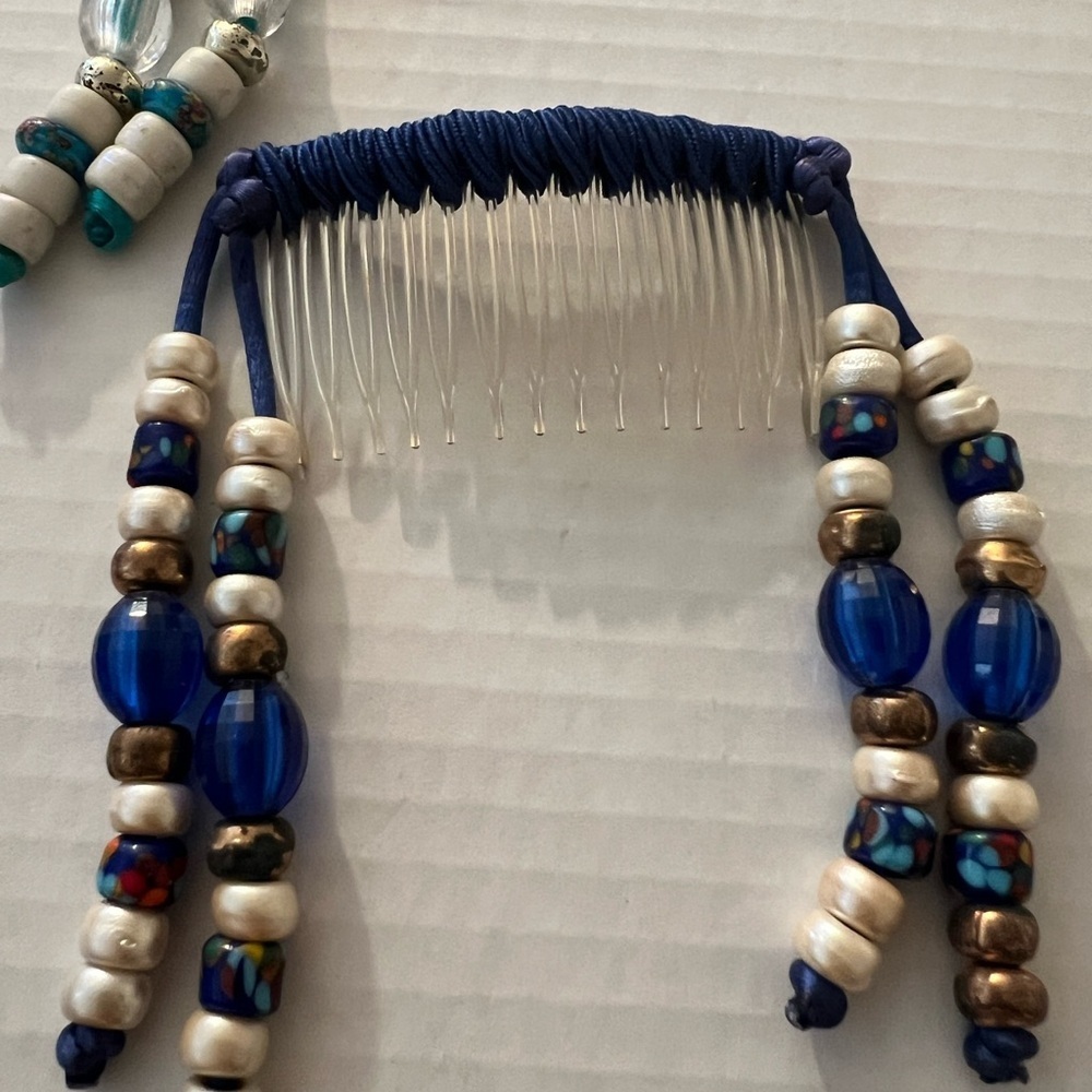 Beaded Hair Combs Set of 4 - Picture 2 of 10